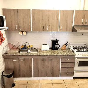 Сasa de vacaciones Big Beautiful House With Garden In 5ta Sección Neighbourhood, Mendoza